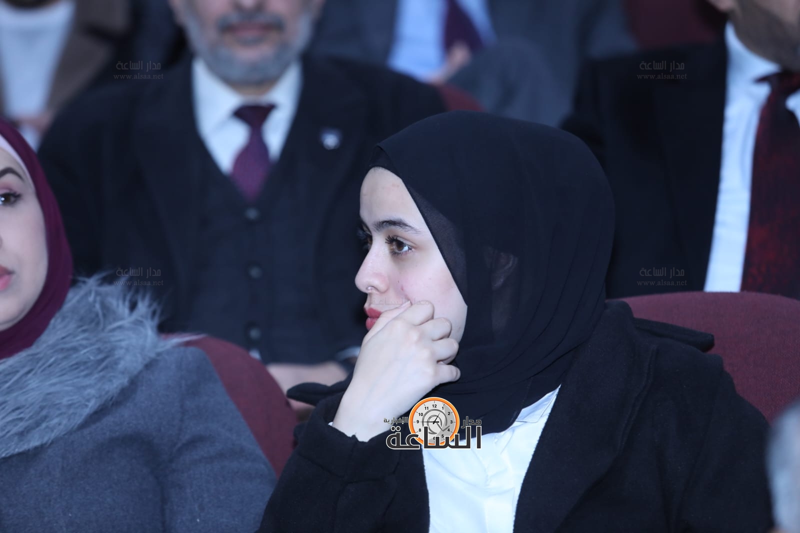 Madar Al-Saa Images 0.42395938373589526