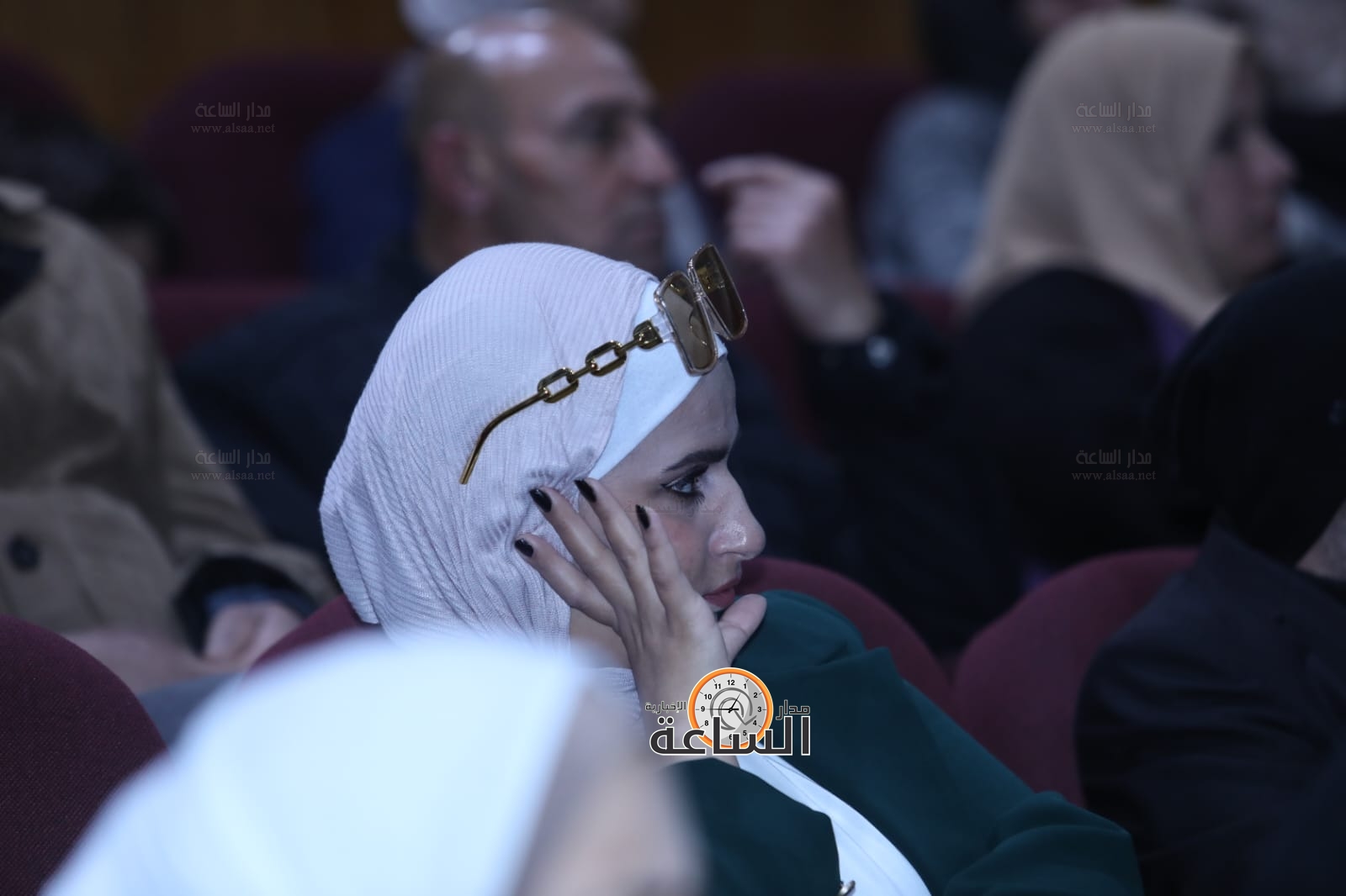 Madar Al-Saa Images 0.42260055249175044