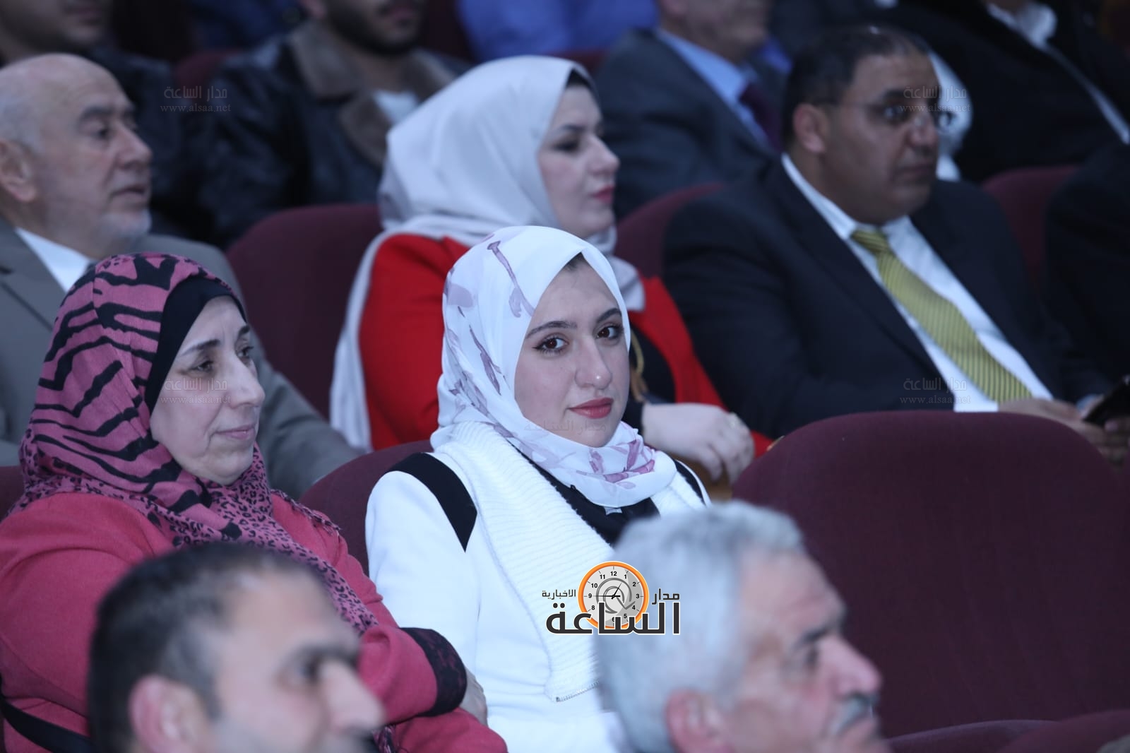 Madar Al-Saa Images 0.49776628590792704