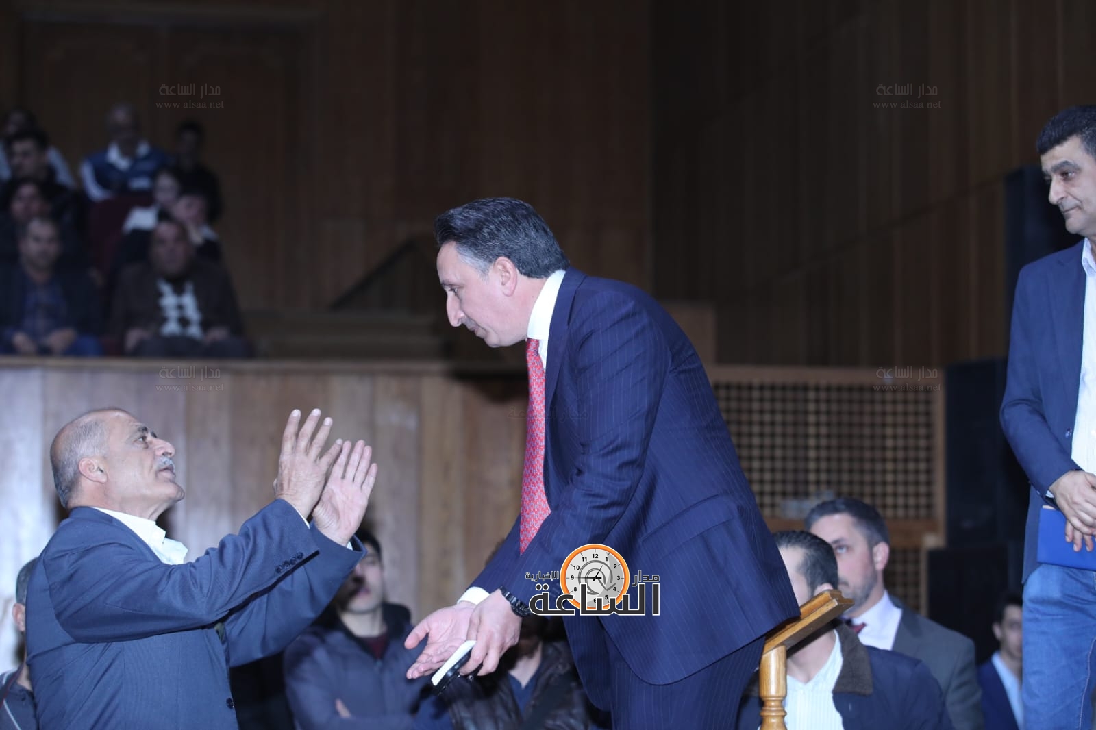 Madar Al-Saa Images 0.3035596357362438