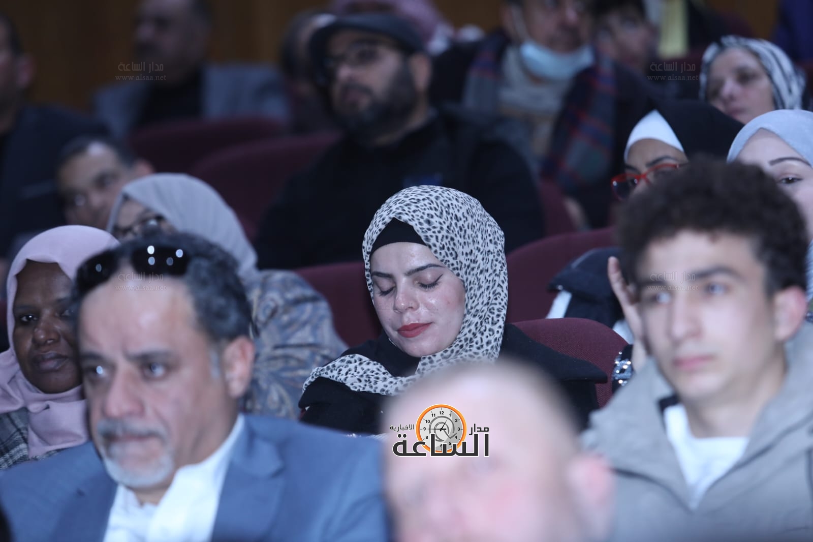 Madar Al-Saa Images 0.6542373910967547