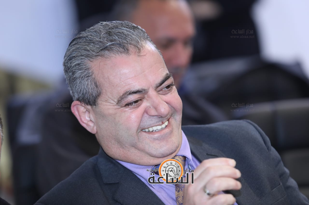 Madar Al-Saa Images 0.9573155342734143