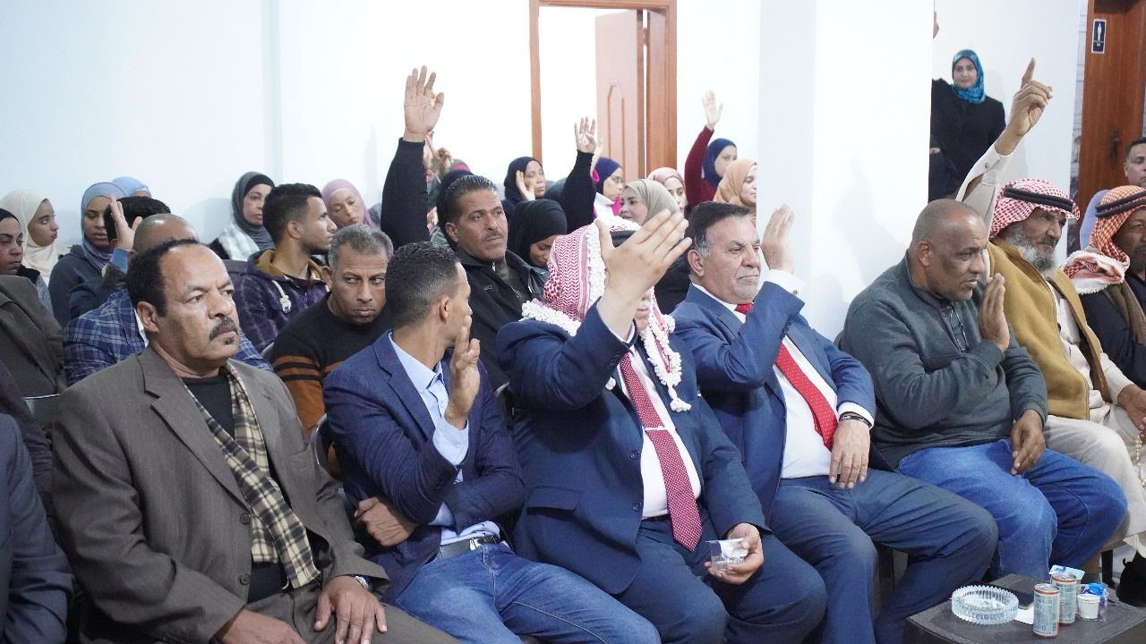 Madar Al-Saa Images 0.37870547001314403