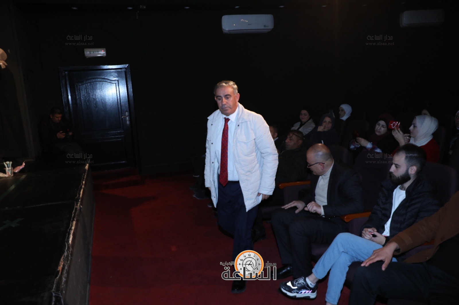 Madar Al-Saa Images 0.48522339157168703