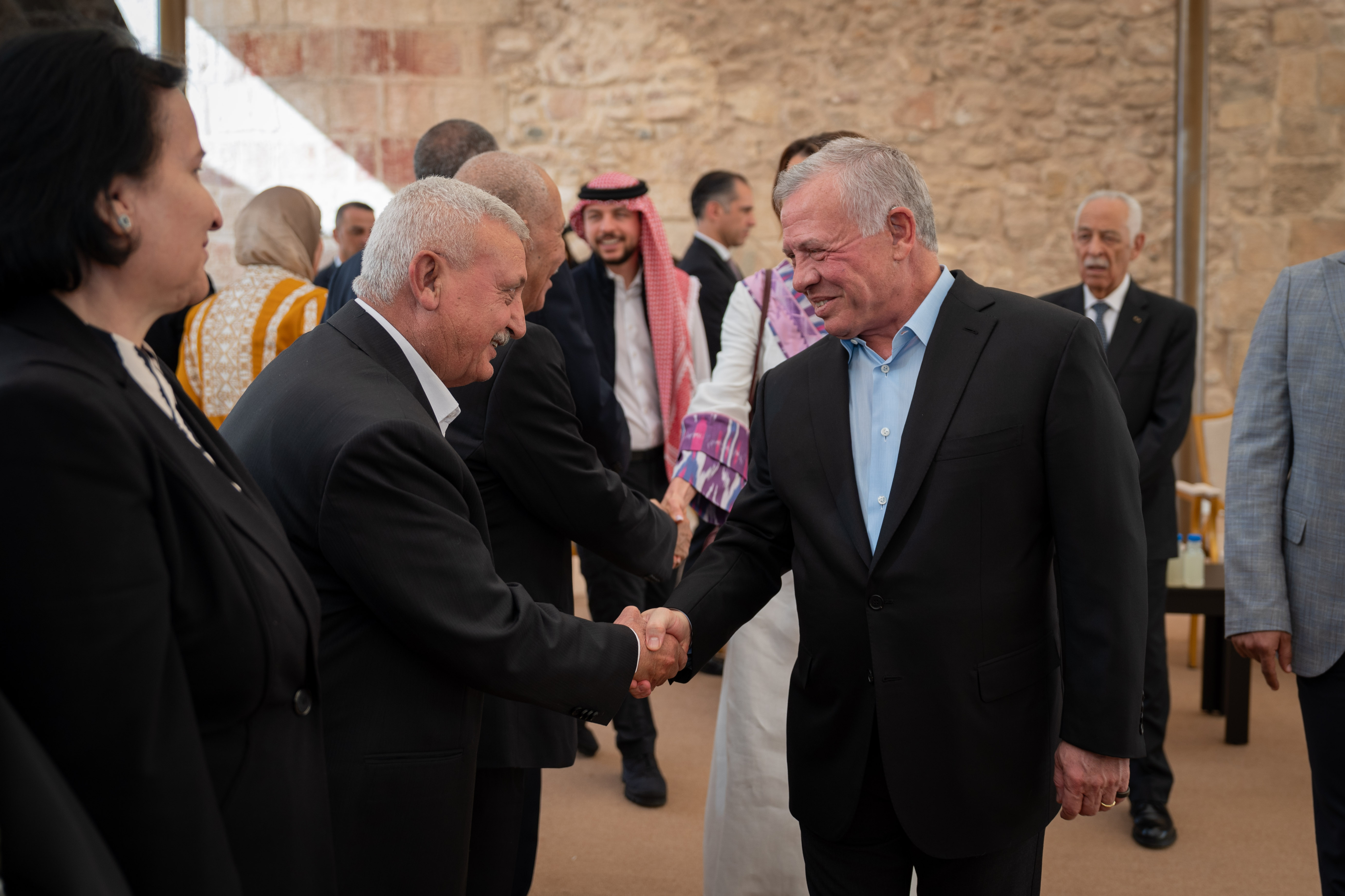 Madar Al-Saa Images 0.5427407377213445