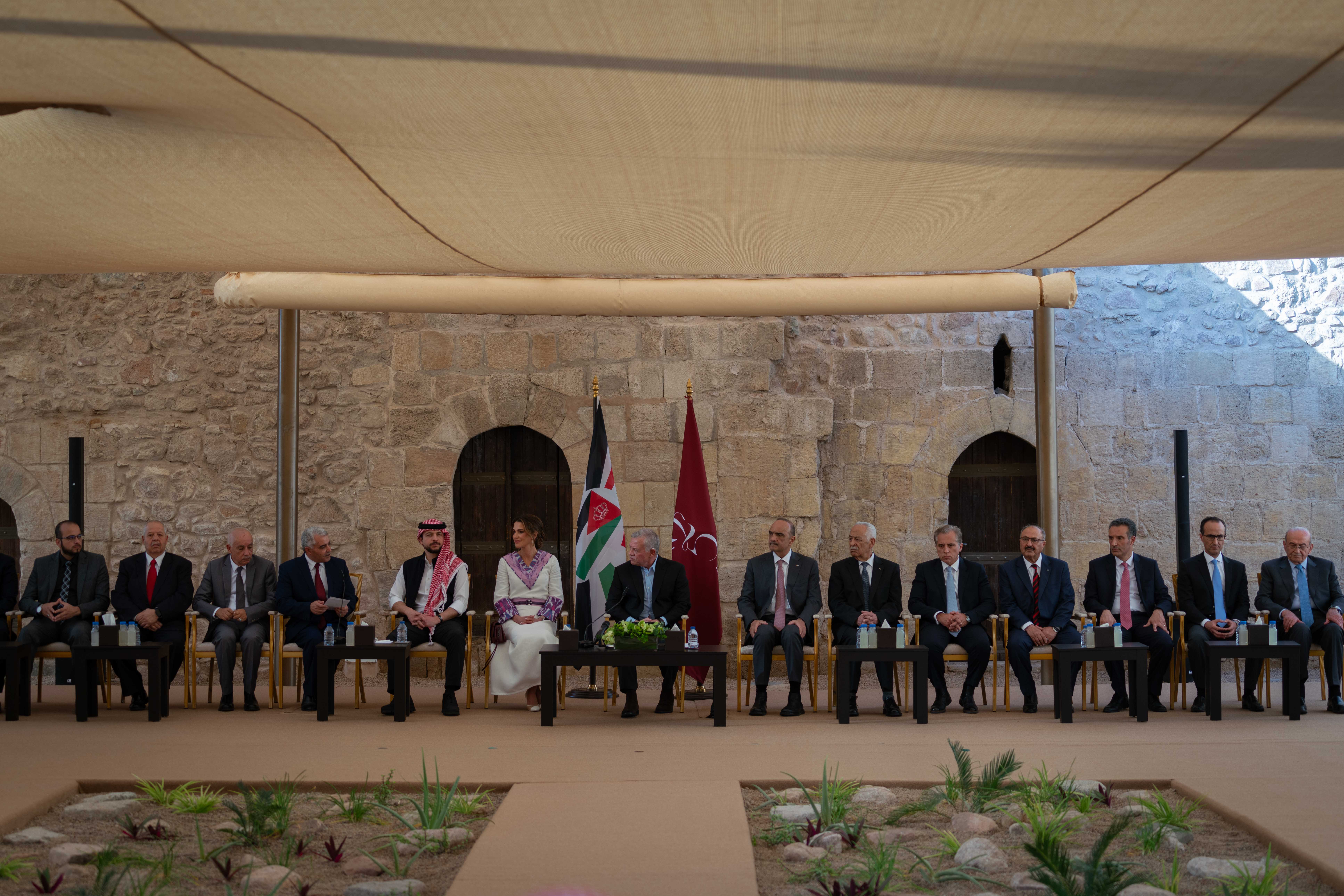 Madar Al-Saa Images 0.2823626222475335