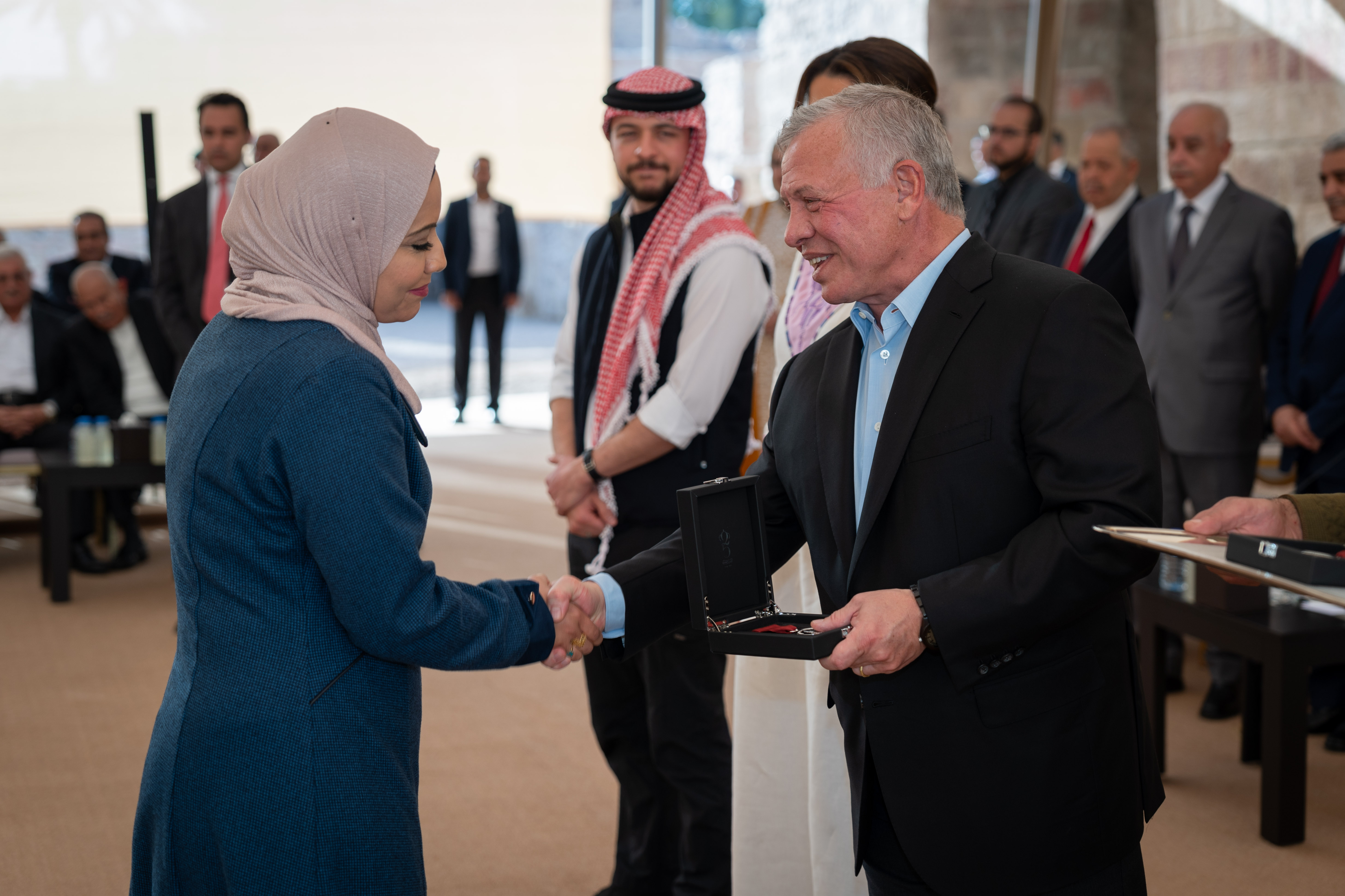 Madar Al-Saa Images 0.6355871905997208