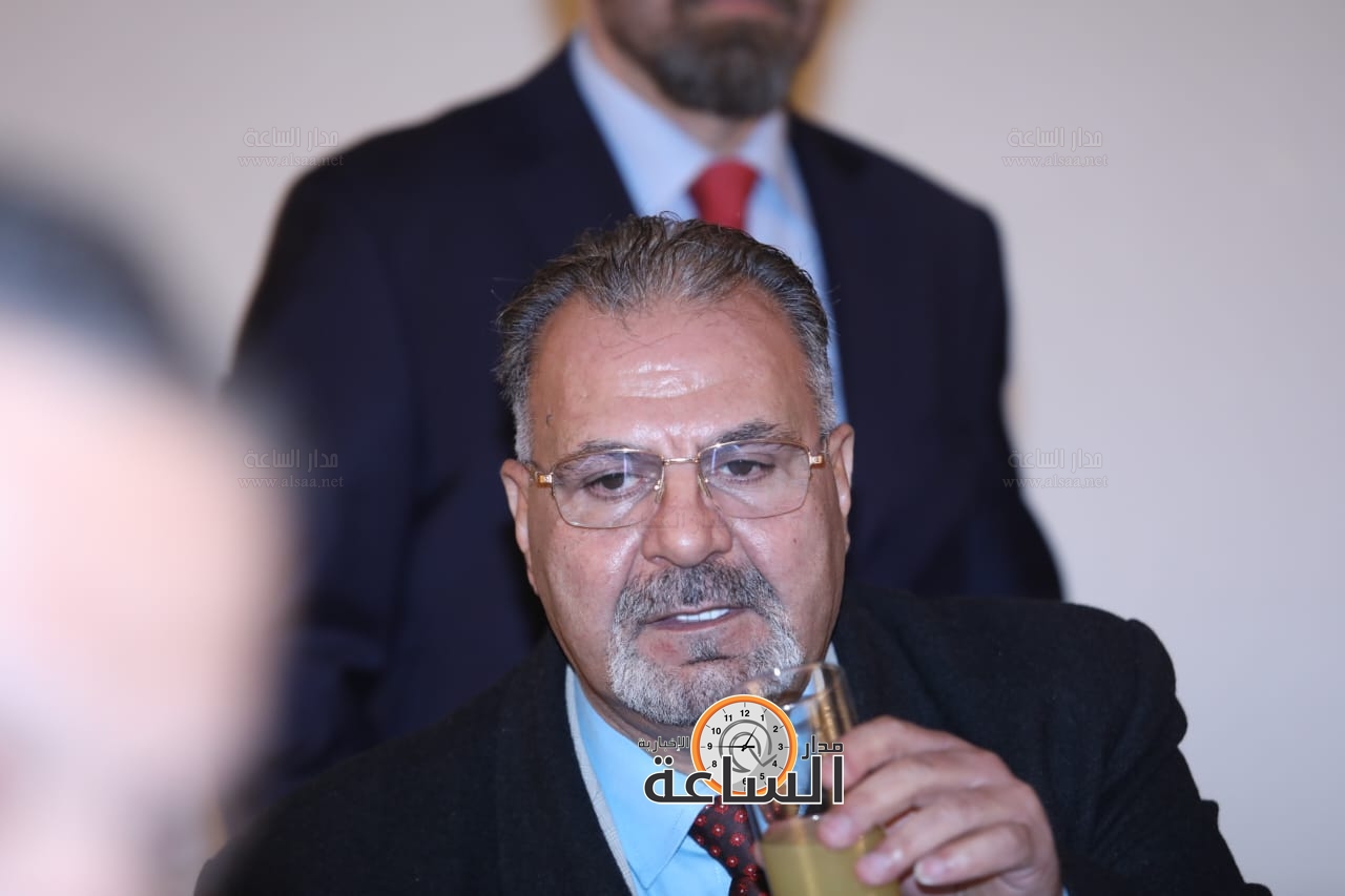 Madar Al-Saa Images 0.4656459680105267