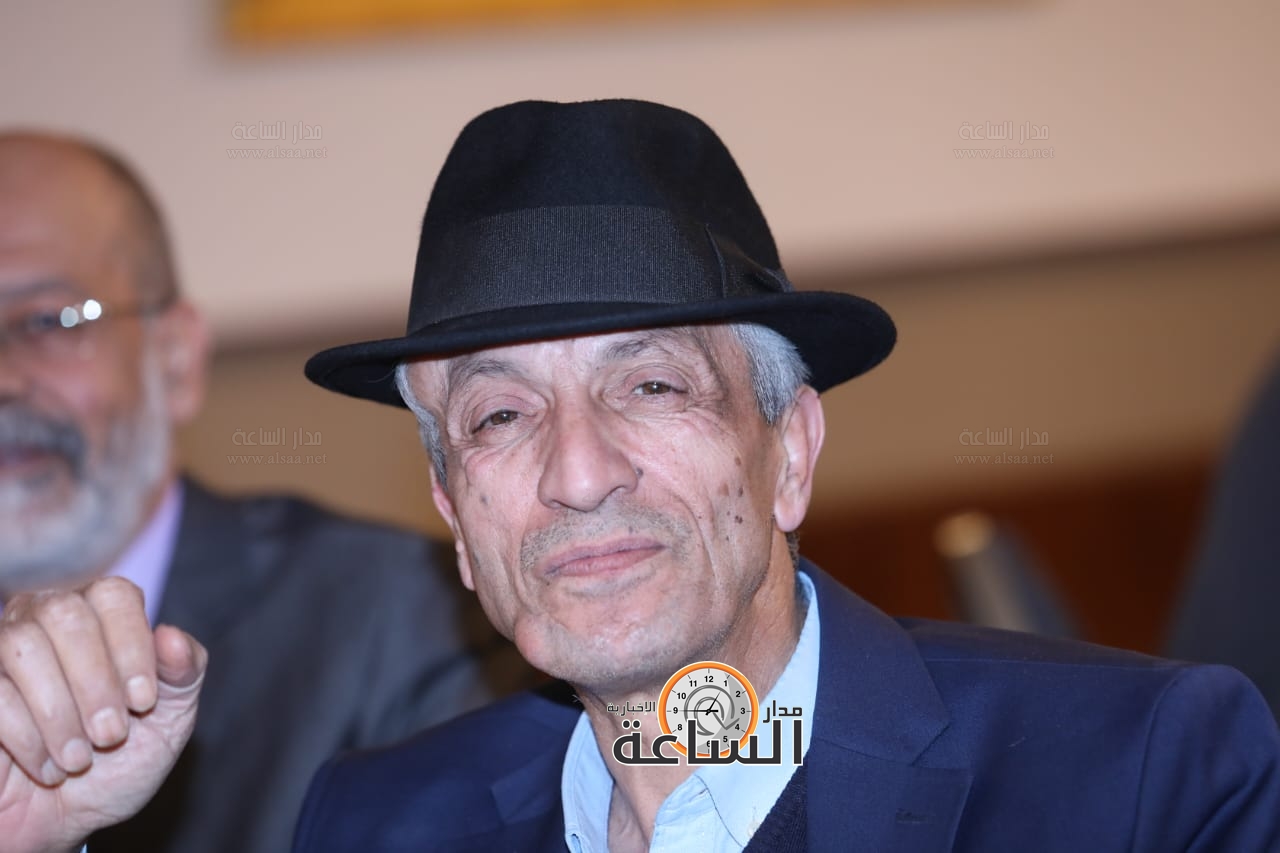 Madar Al-Saa Images 0.07473481331717724