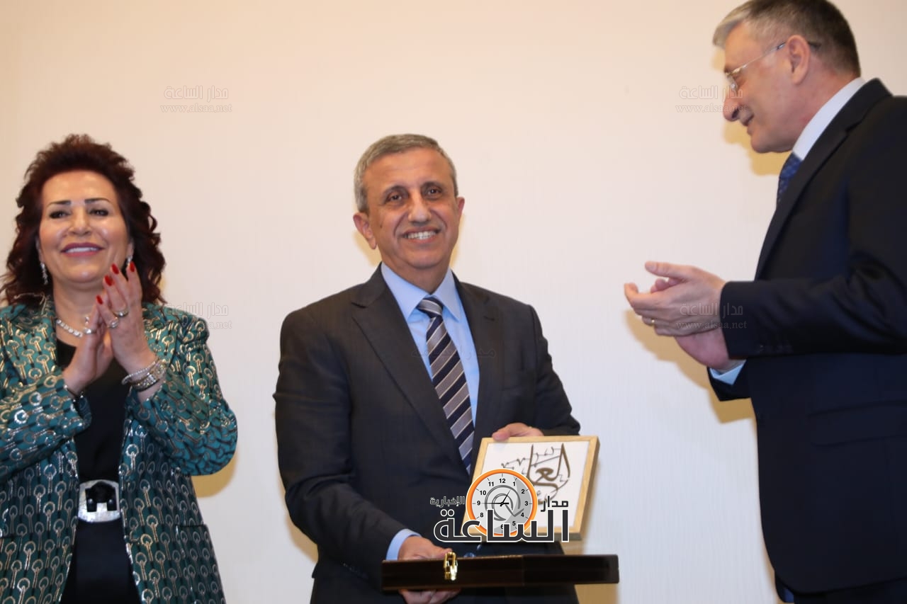 Madar Al-Saa Images 0.902359605772642