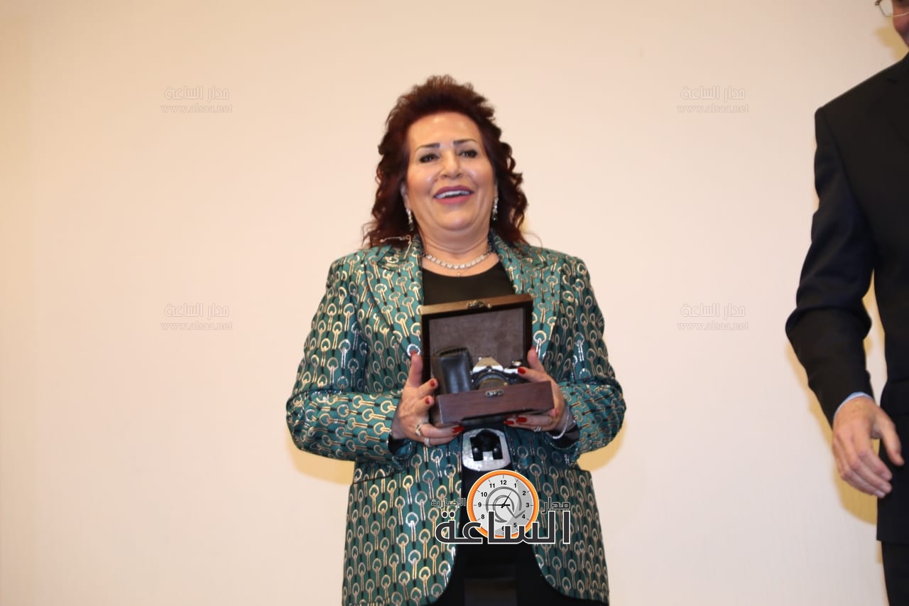 Madar Al-Saa Images 0.6958534248214818