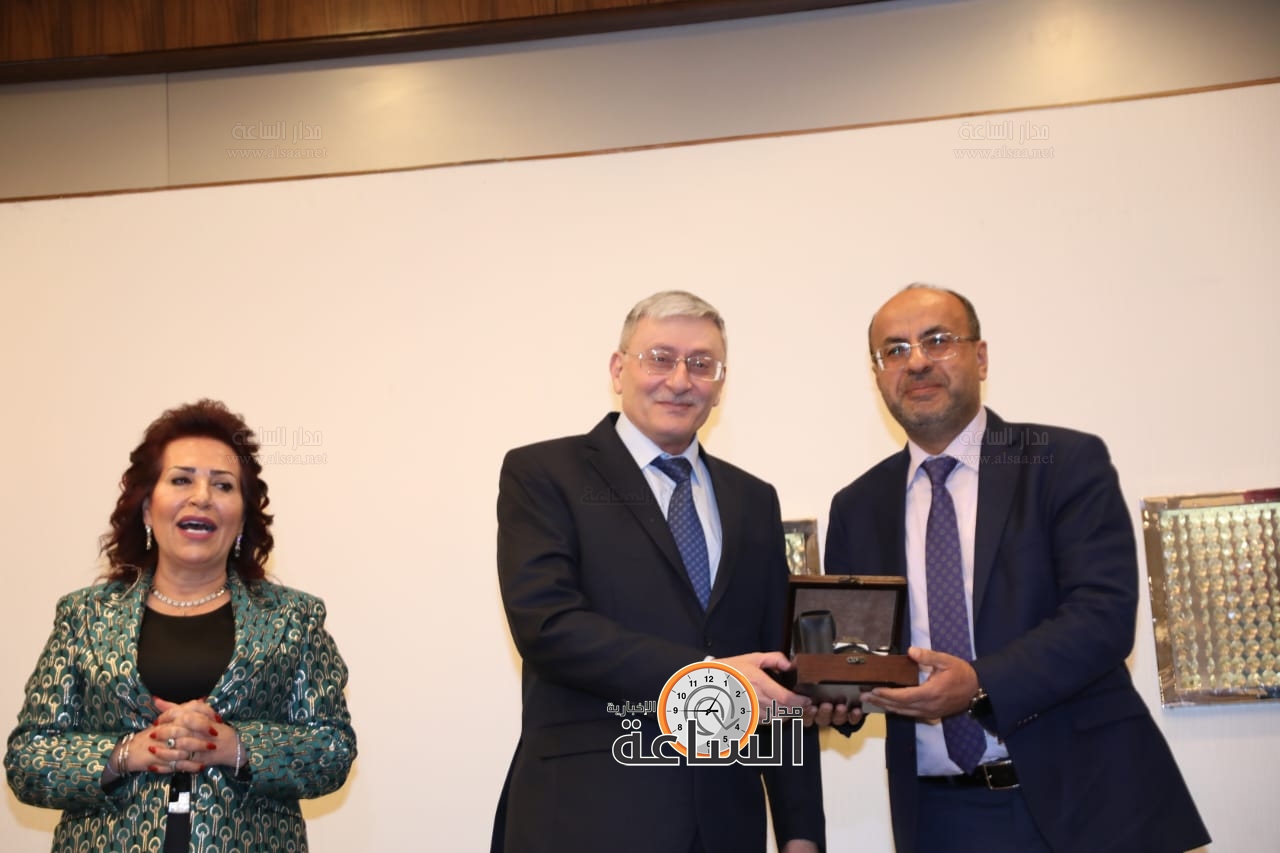 Madar Al-Saa Images 0.3643442275734625