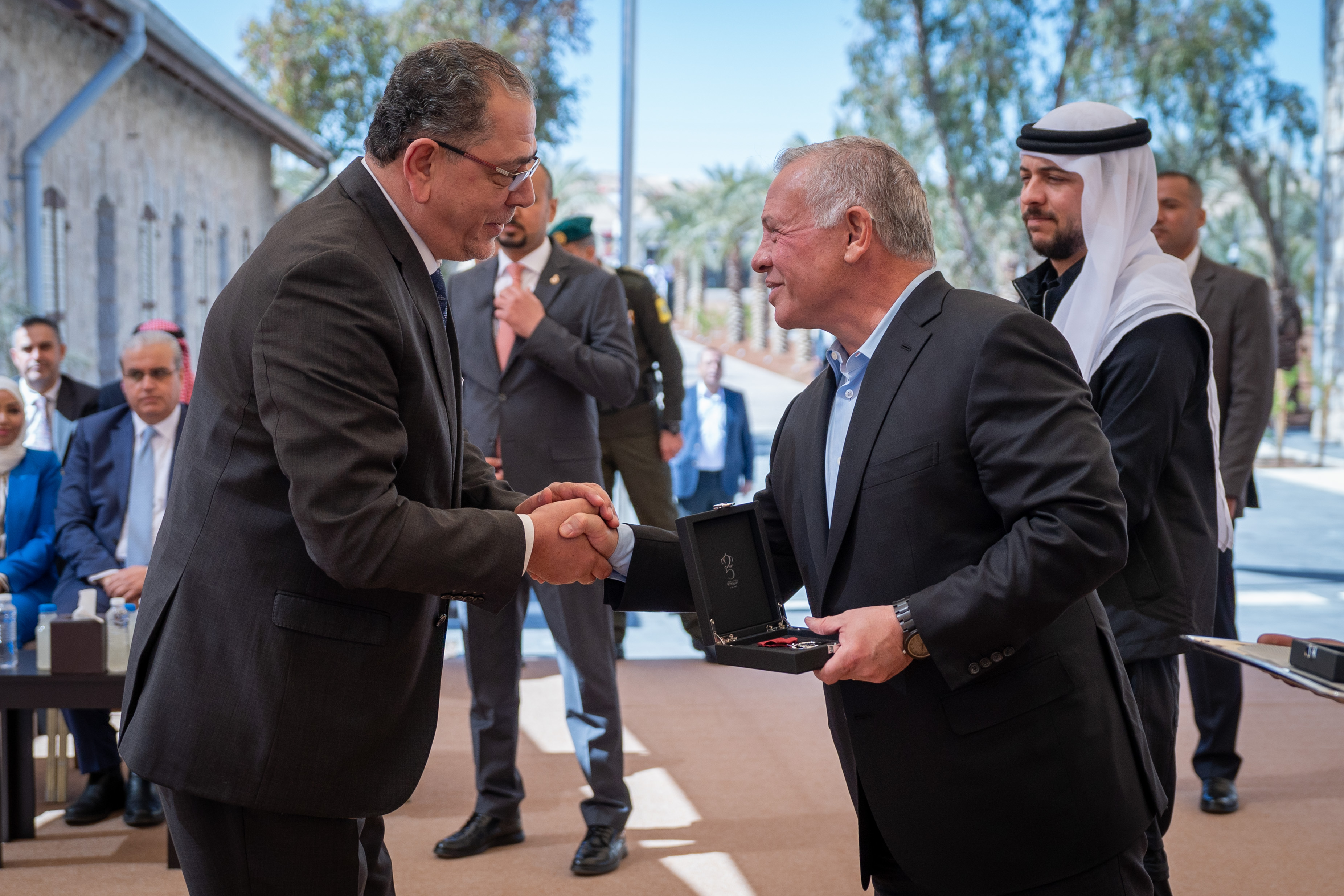 Madar Al-Saa Images 0.7526664737167665