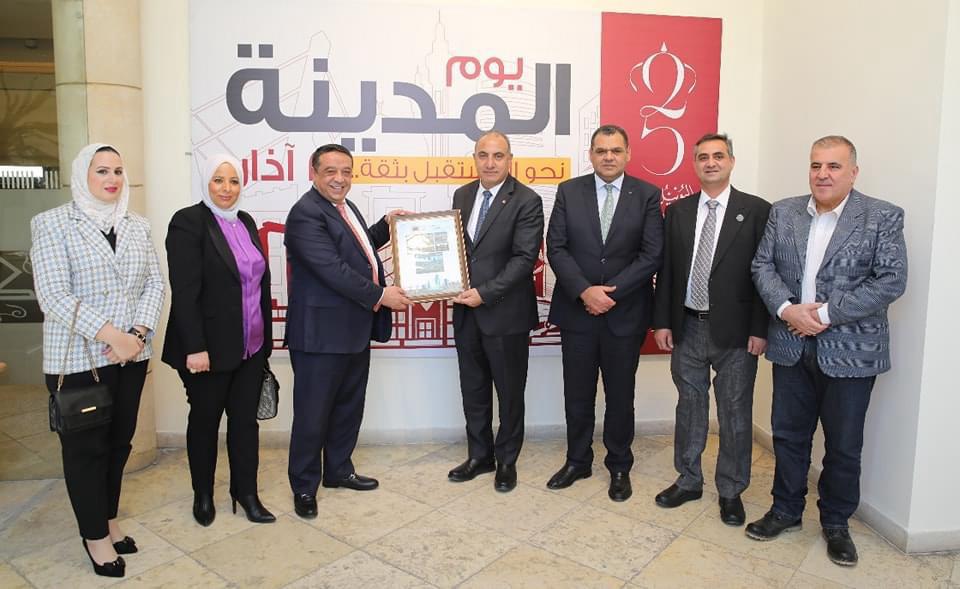 Madar Al-Saa Images 0.3556067102899625