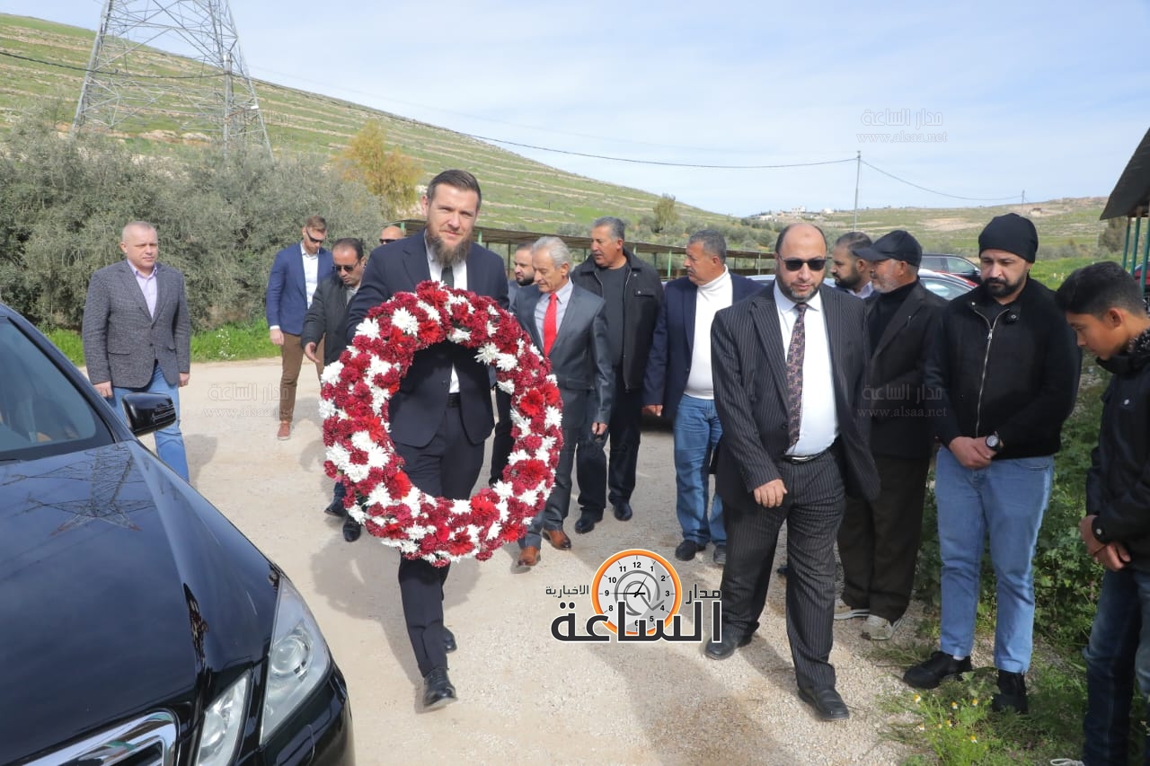 Madar Al-Saa Images 0.516130707870651