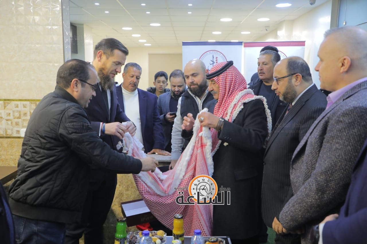 Madar Al-Saa Images 0.09188319608982543