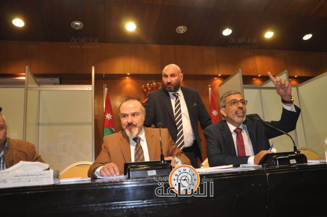 Madar Al-Saa Images 0.2345162561673817