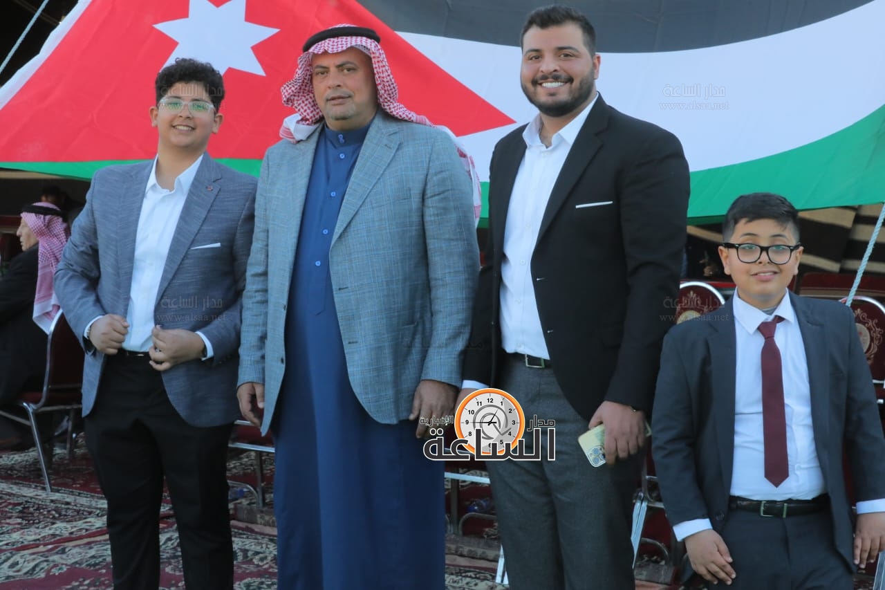 Madar Al-Saa Images 0.8103584626464817