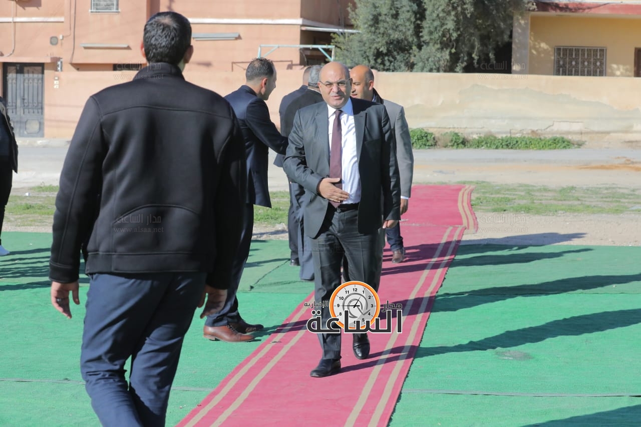 Madar Al-Saa Images 0.8218702852776945