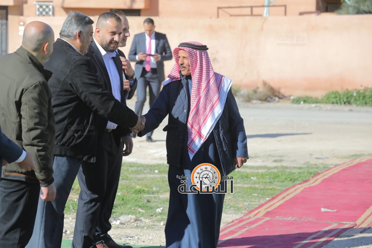 Madar Al-Saa Images 0.8330564213622438