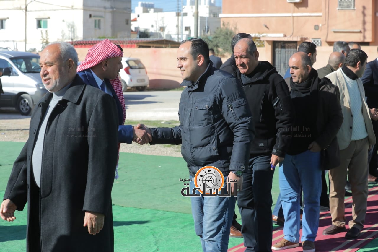 Madar Al-Saa Images 0.8418367794289121