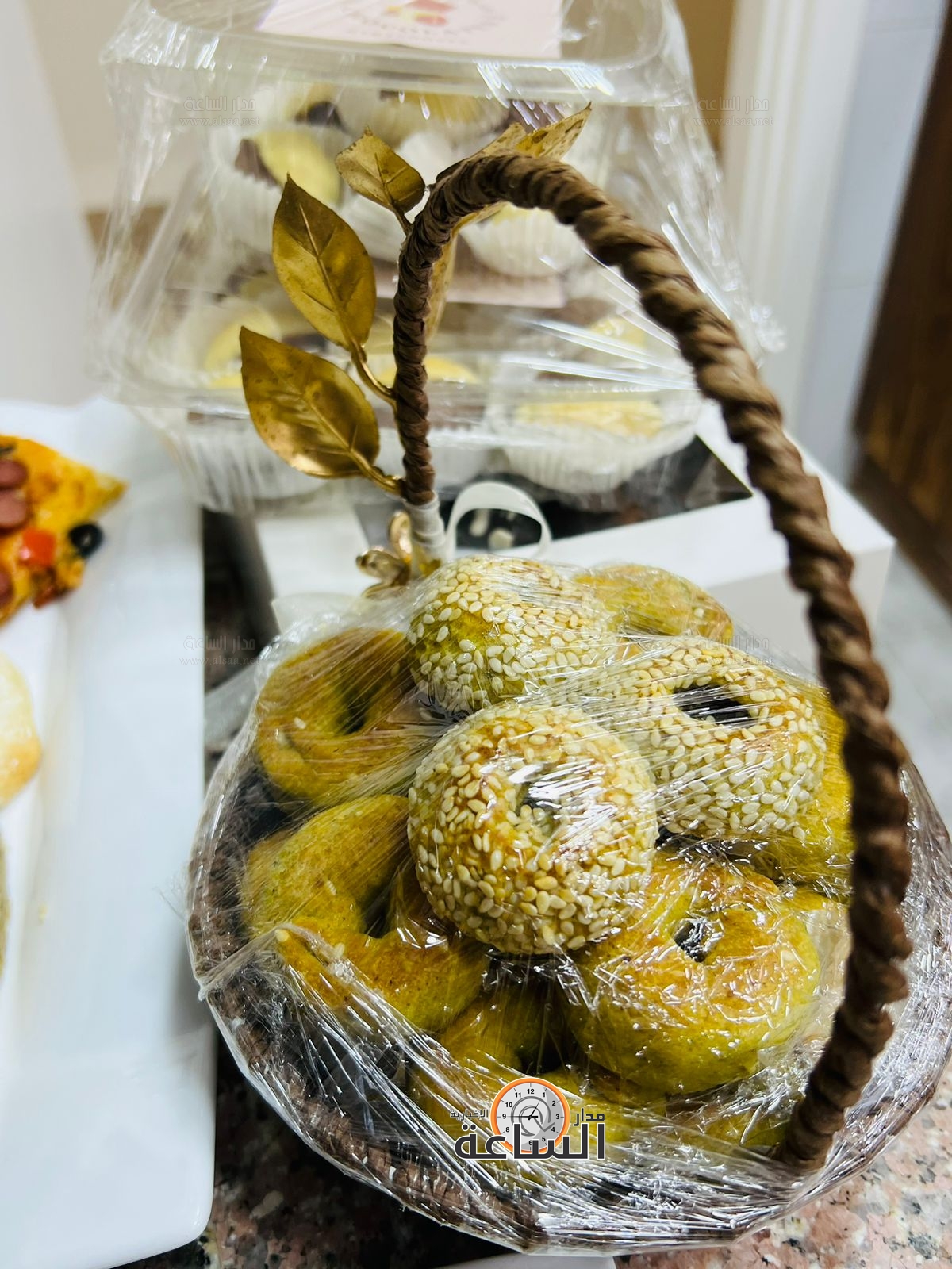 Madar Al-Saa Images 0.6826875352071025