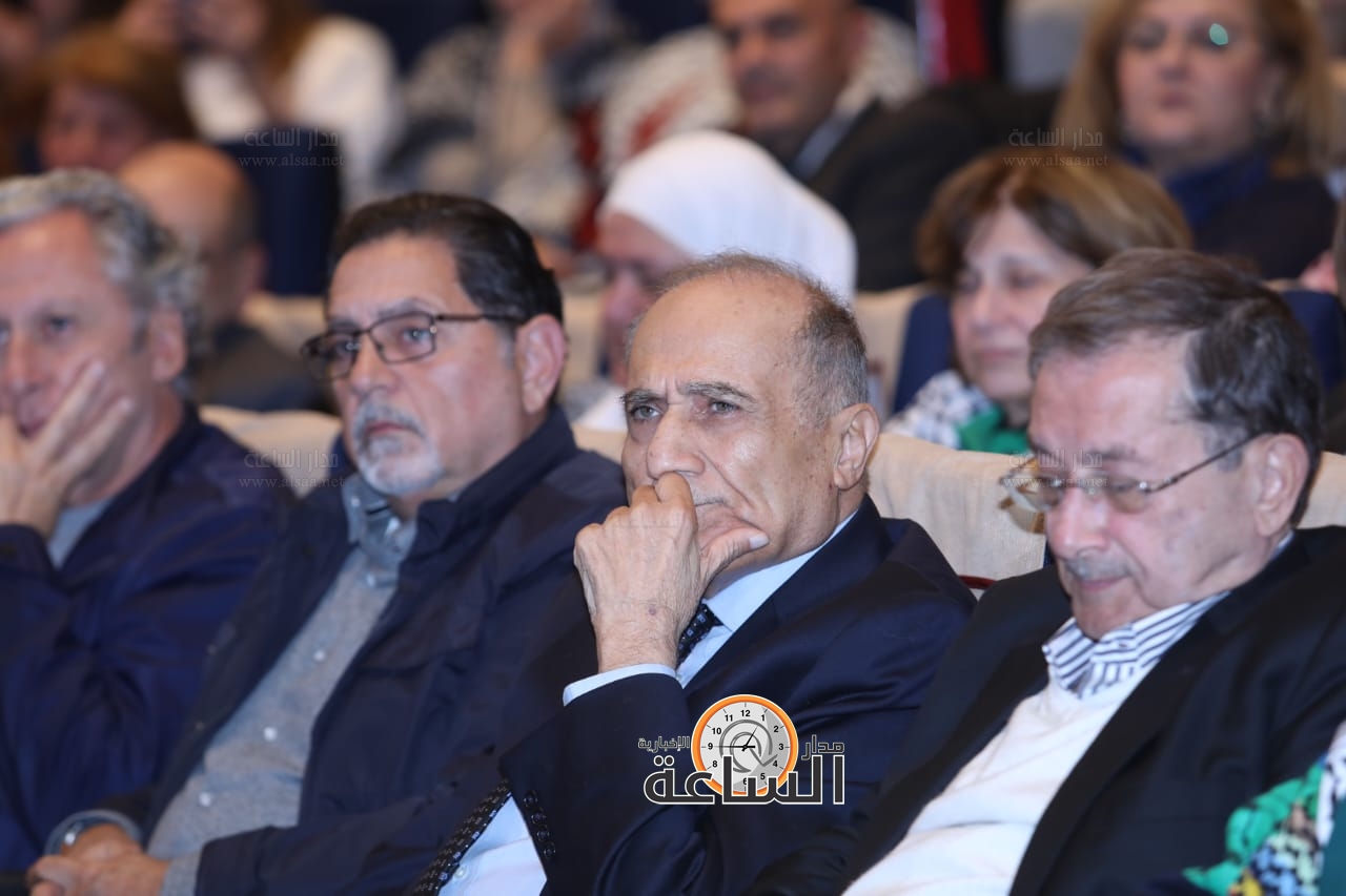 Madar Al-Saa Images 0.7490622626323029