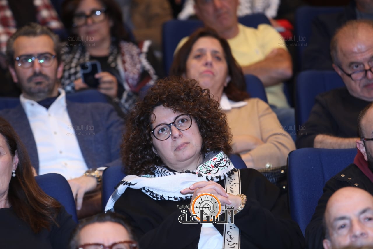 Madar Al-Saa Images 0.39874327444459534