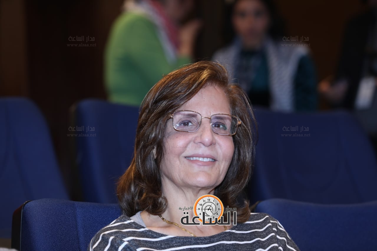 Madar Al-Saa Images 0.6508730385980872