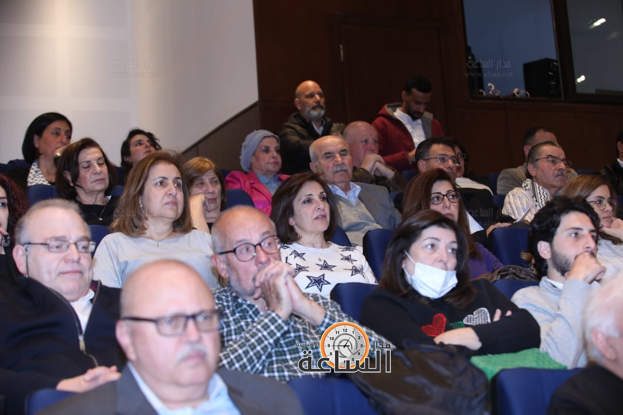 Madar Al-Saa Images 0.922241387273832