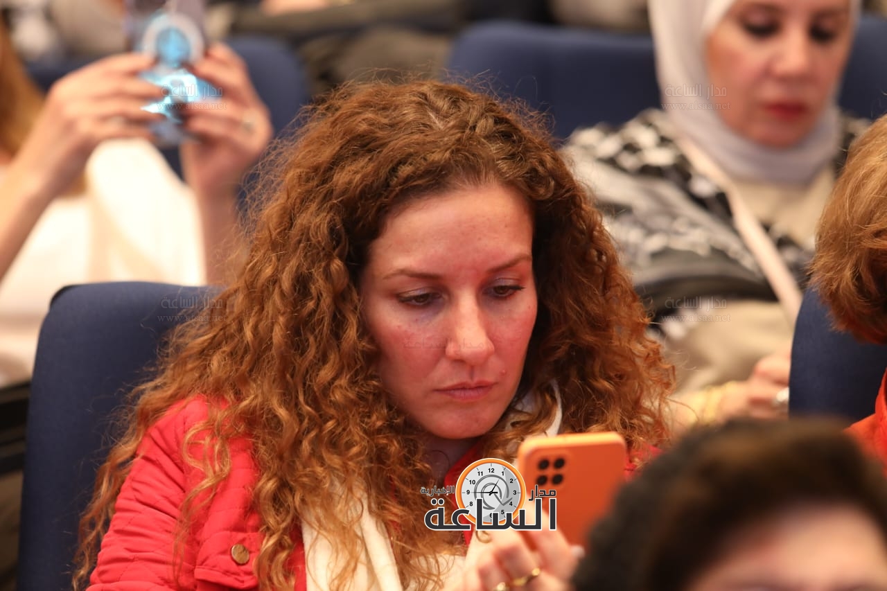 Madar Al-Saa Images 0.005069517168320159