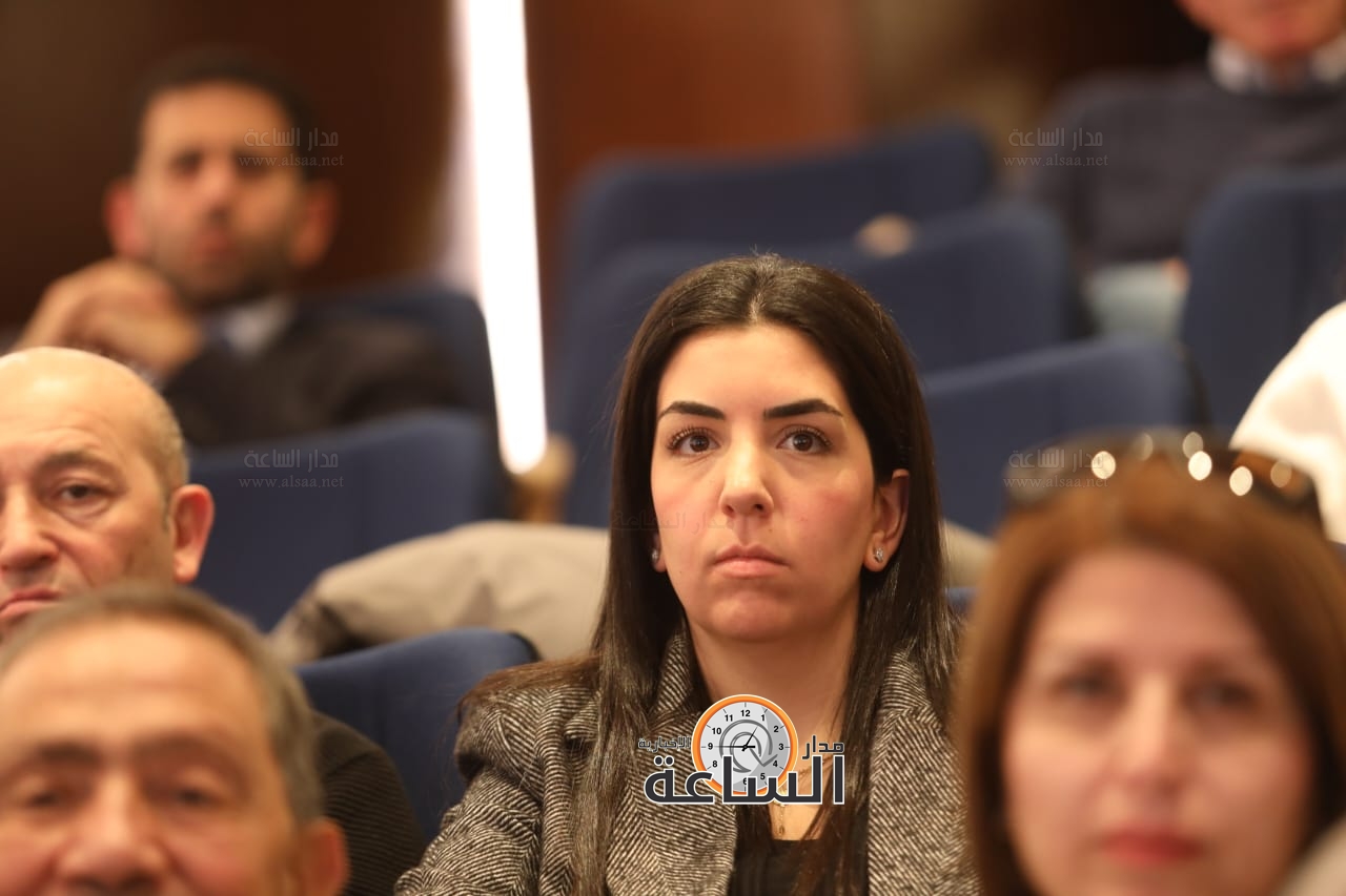 Madar Al-Saa Images 0.9618716692483744