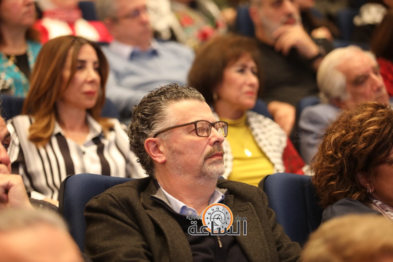 Madar Al-Saa Images 0.9328756354010959