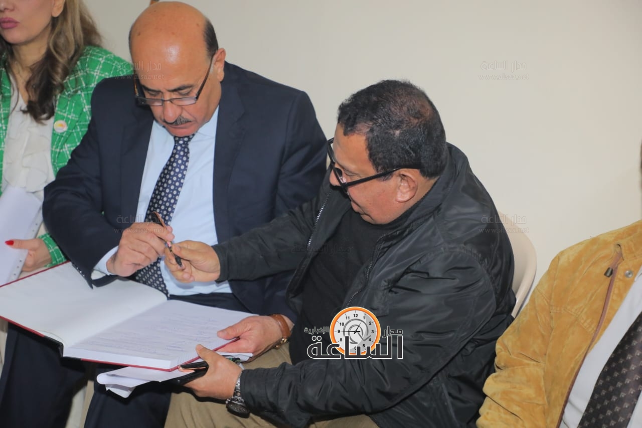 Madar Al-Saa Images 0.3562397517120399