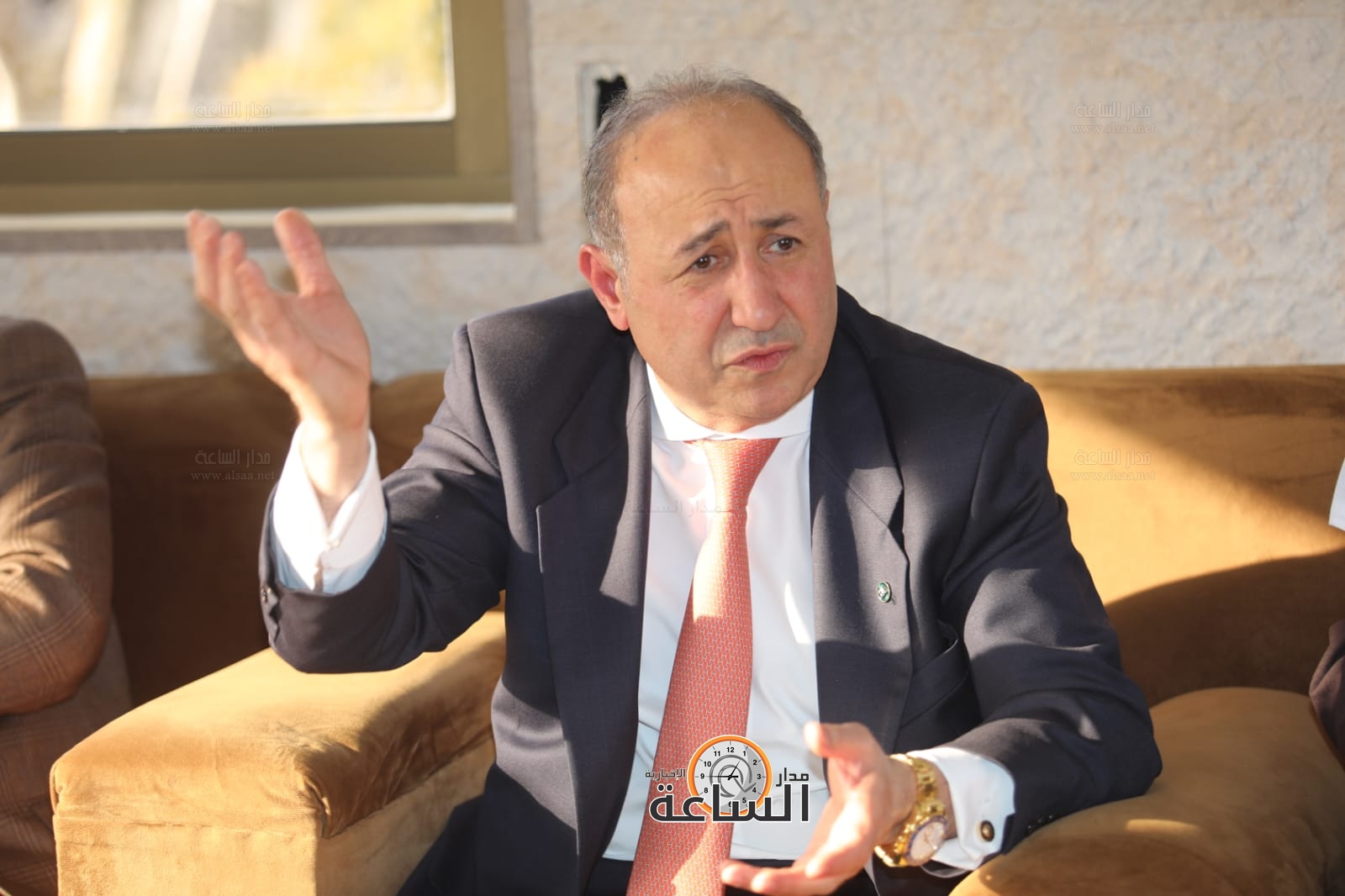 Madar Al-Saa Images 0.2764568176981126