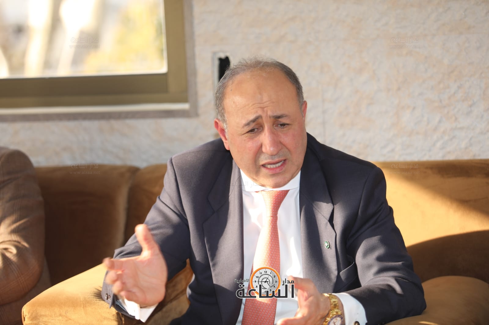 Madar Al-Saa Images 0.4795392498900164