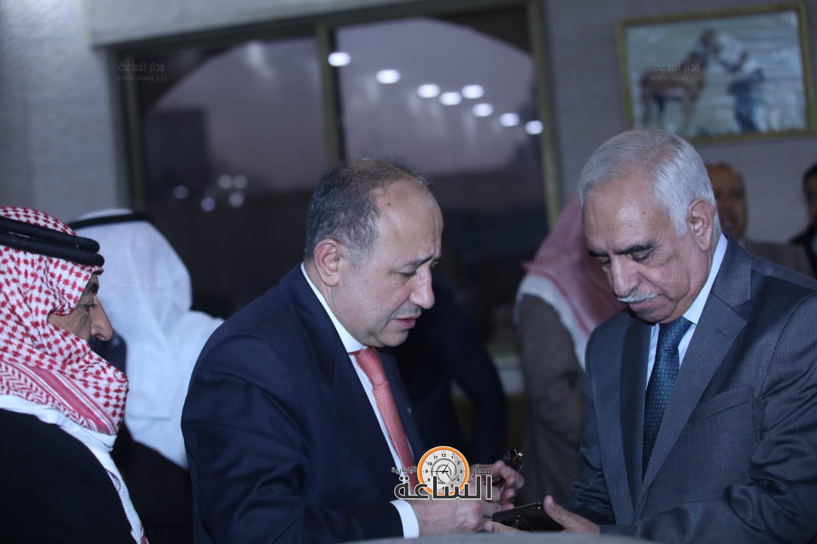 Madar Al-Saa Images 0.38506167003167424