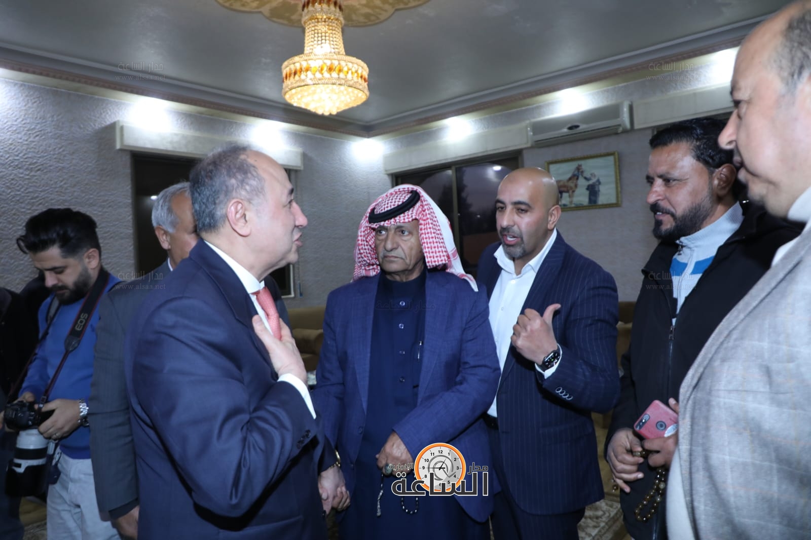 Madar Al-Saa Images 0.9998653527793206