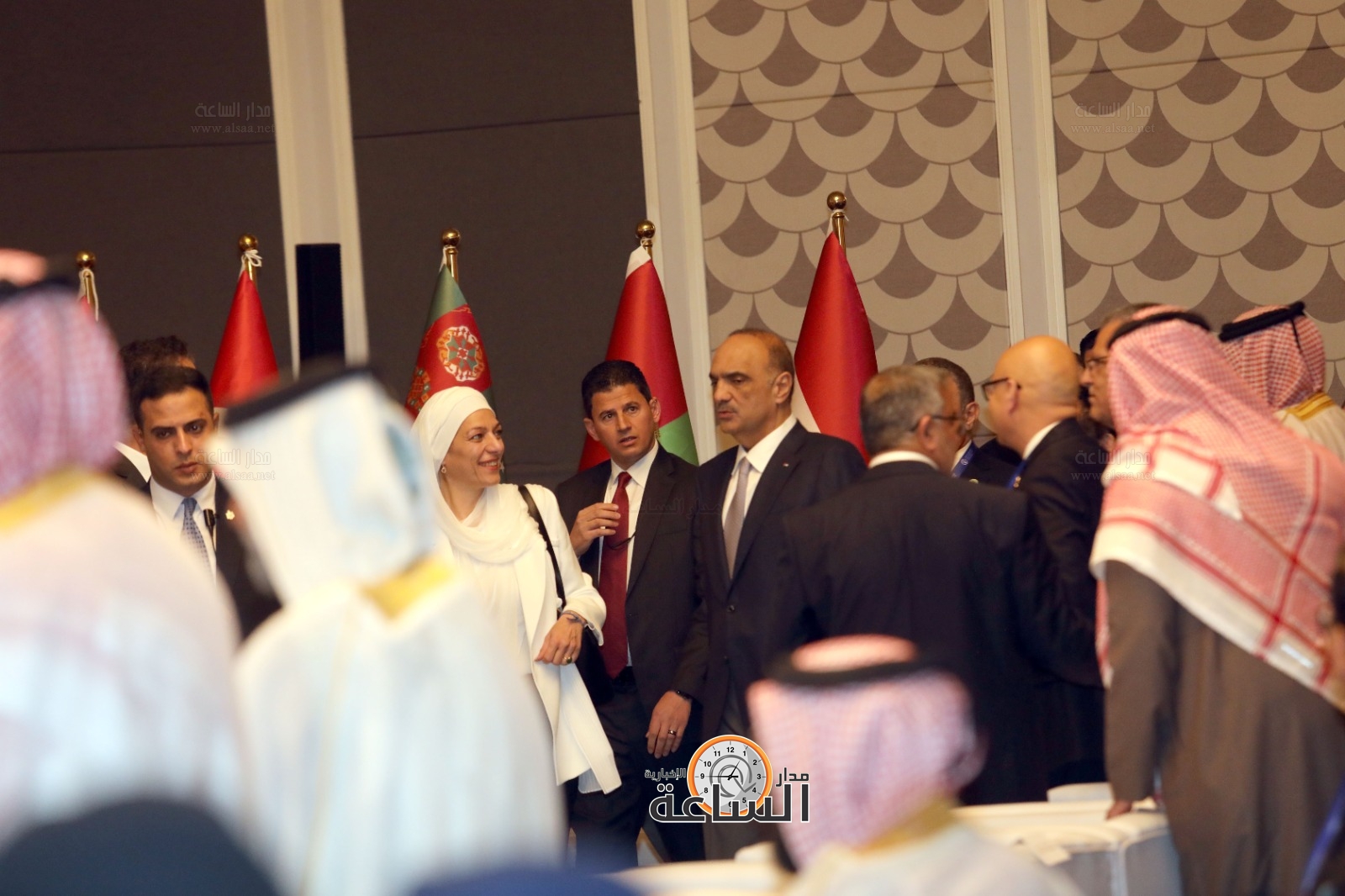 Madar Al-Saa Images 0.8976062151249053