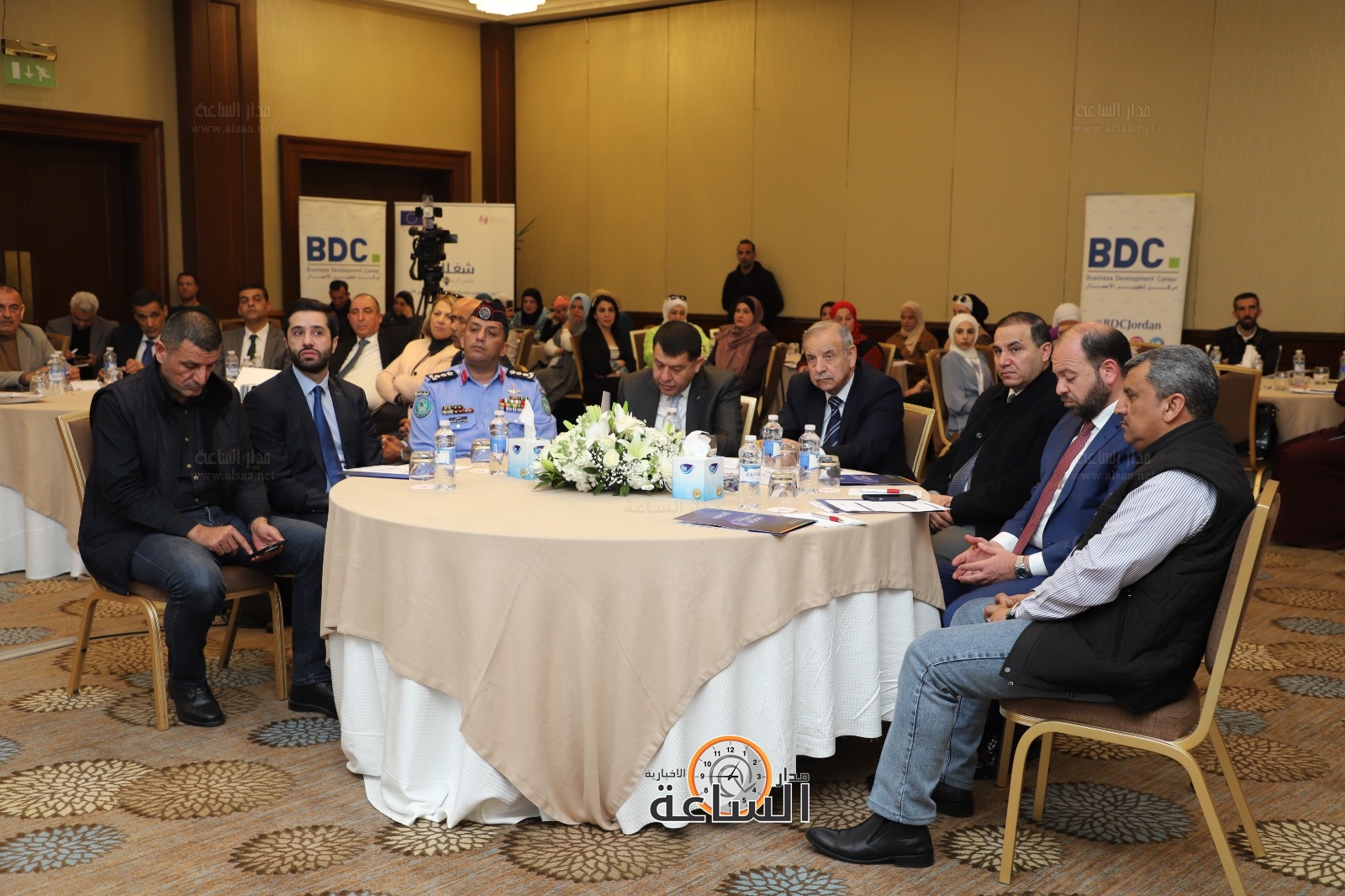 Madar Al-Saa Images 0.37653496896433025