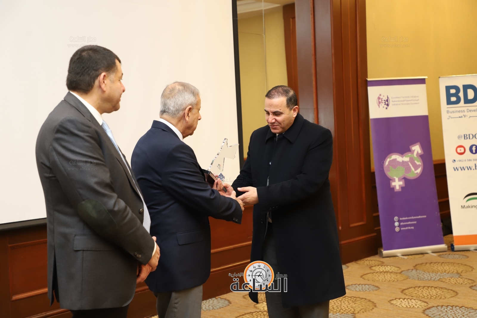 Madar Al-Saa Images 0.8054872709939231