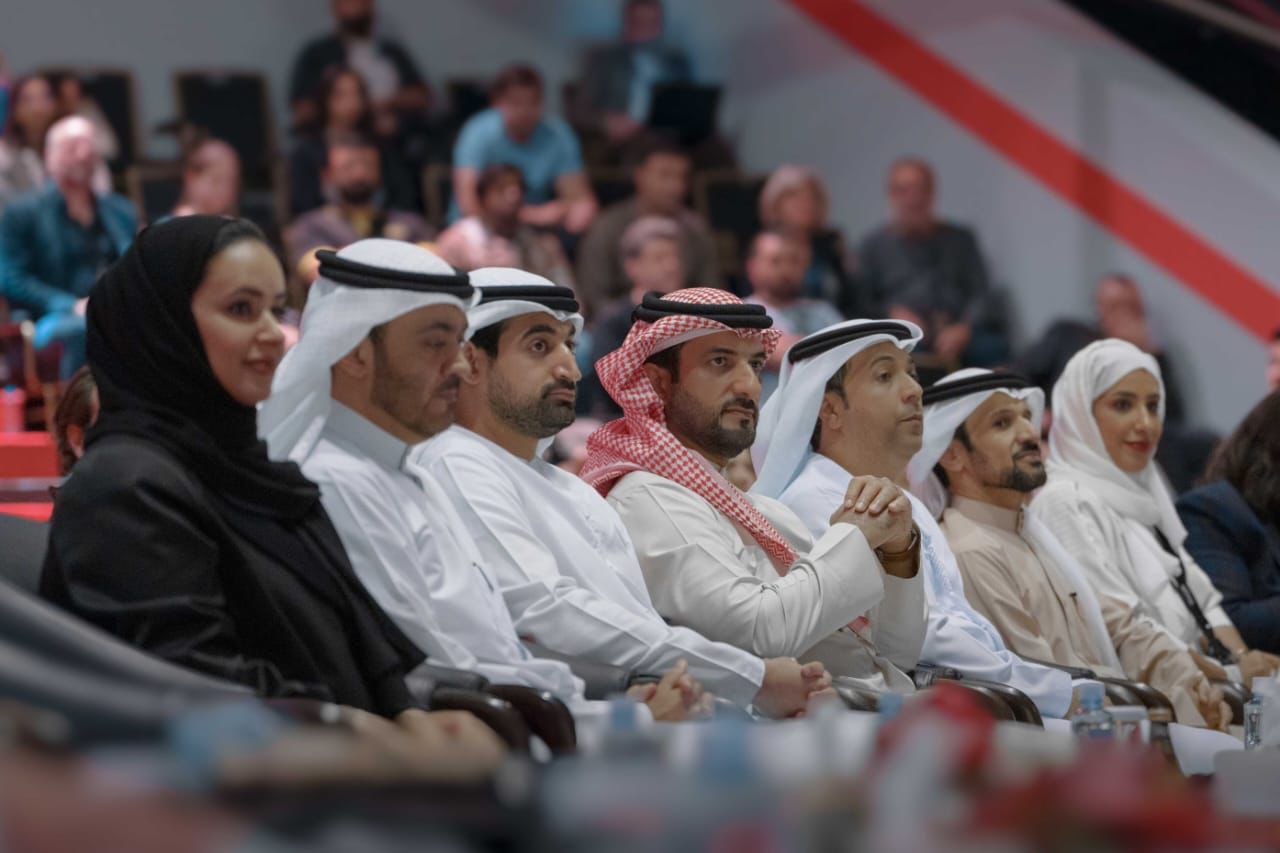 Madar Al-Saa Images 0.6726796346412194