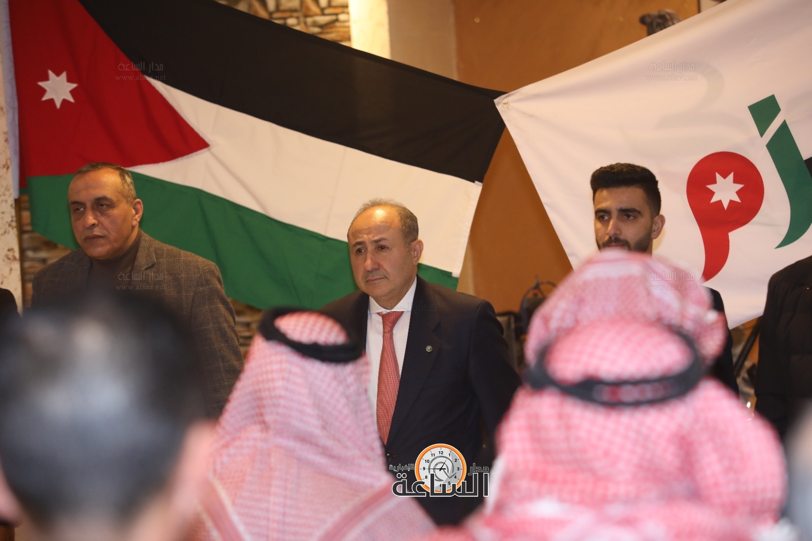 Madar Al-Saa Images 0.5251273020678566