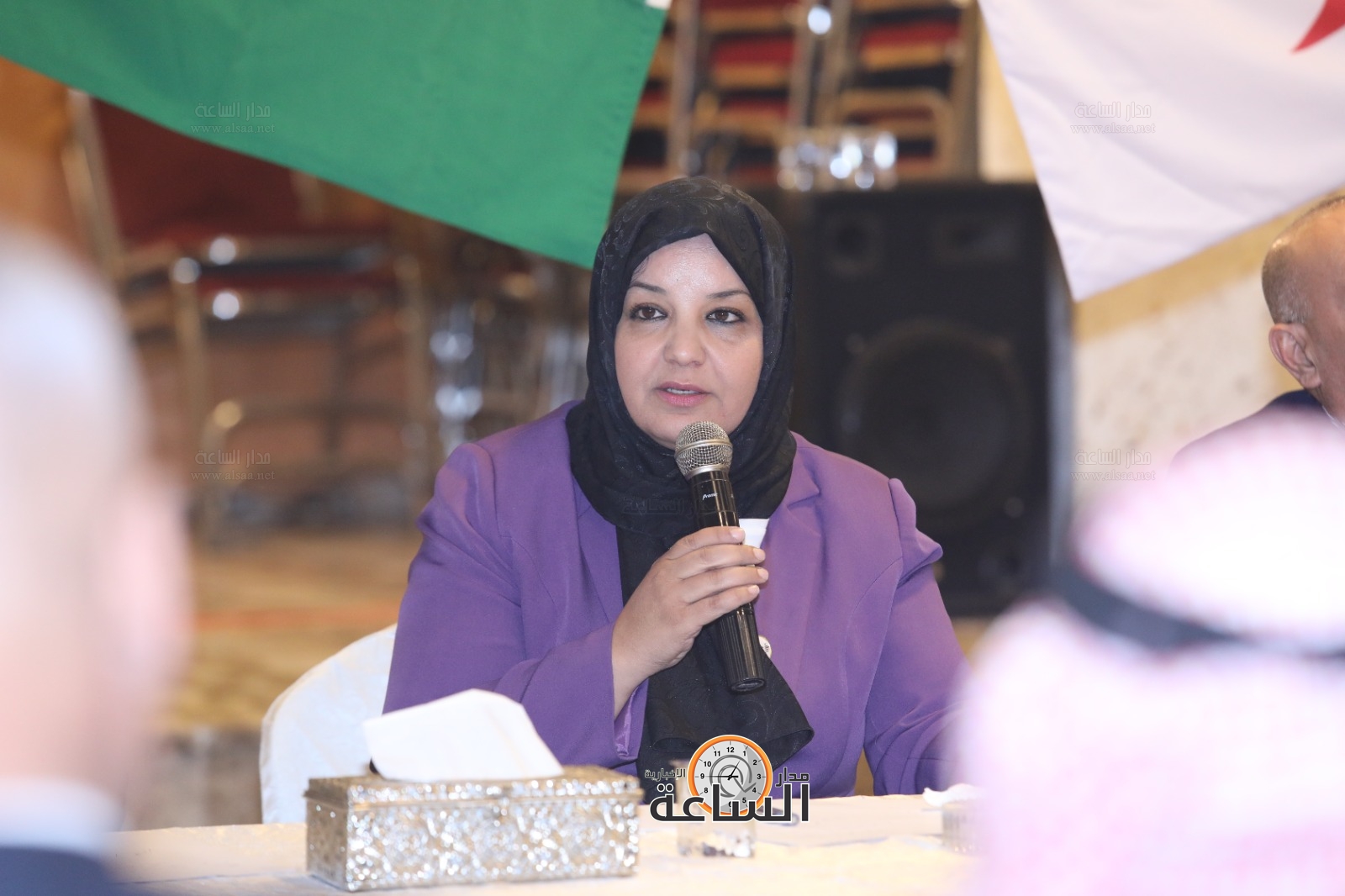 Madar Al-Saa Images 0.853848948063116