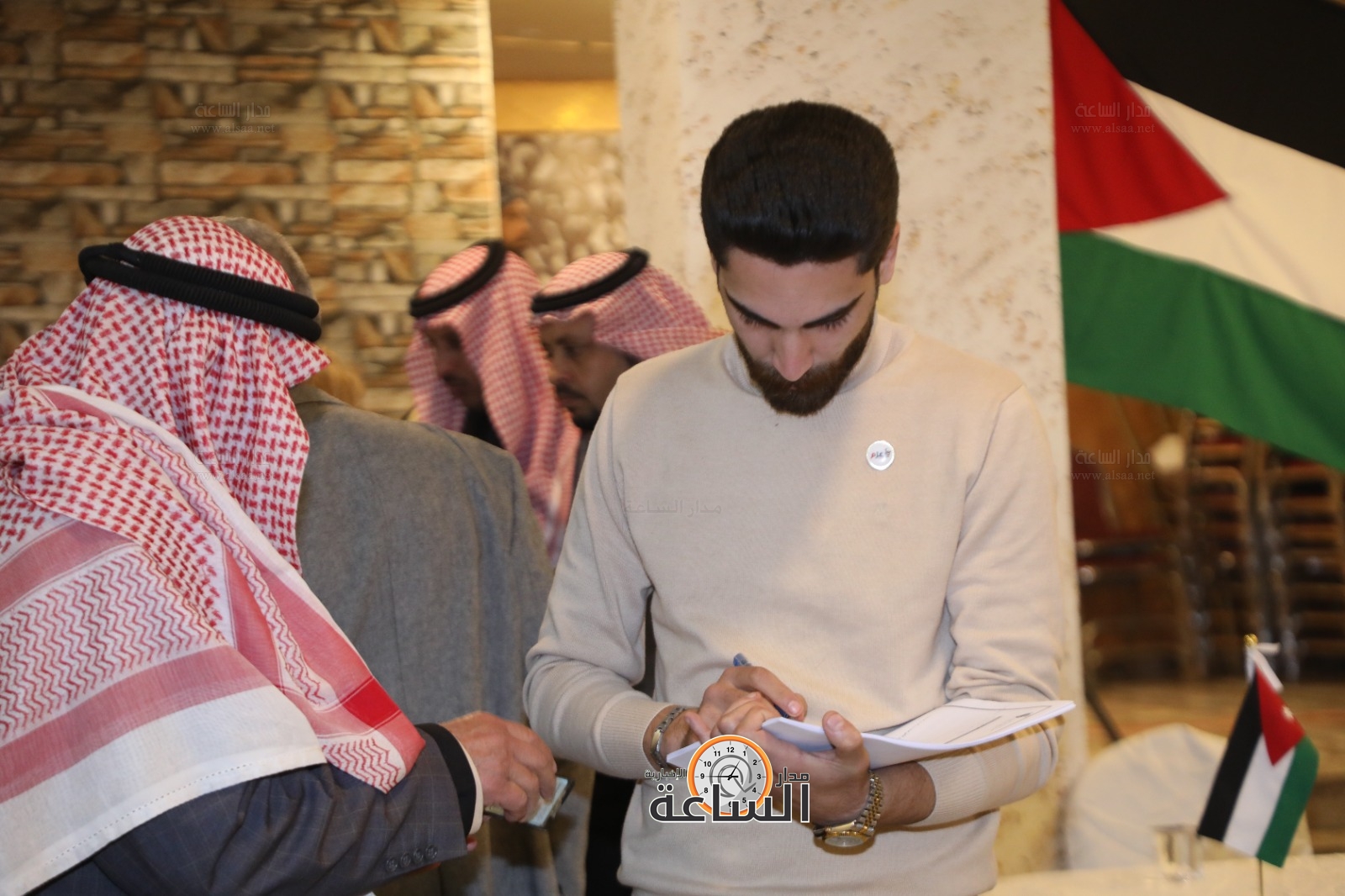 Madar Al-Saa Images 0.5329786721505012