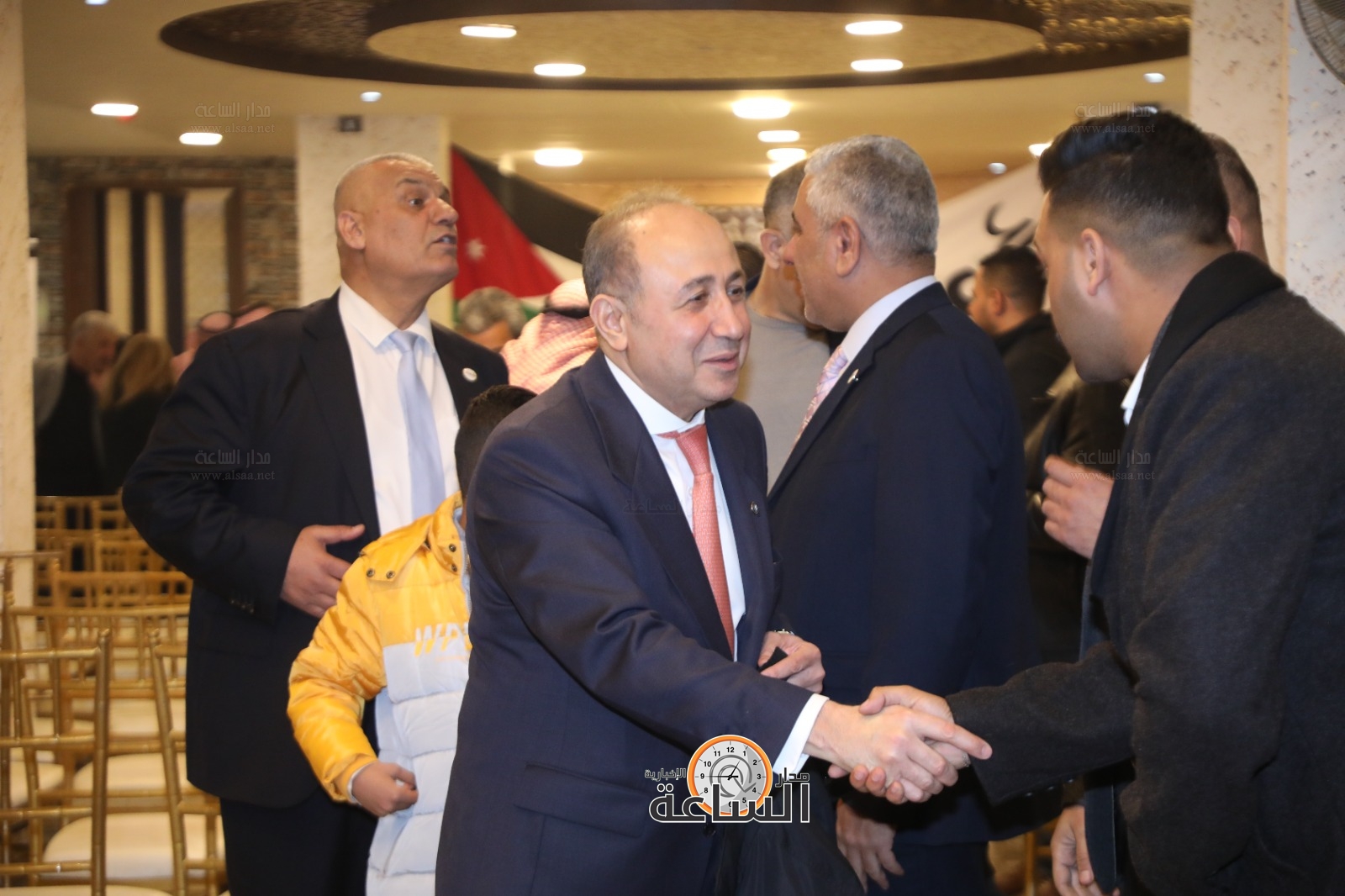 Madar Al-Saa Images 0.2611836189207737