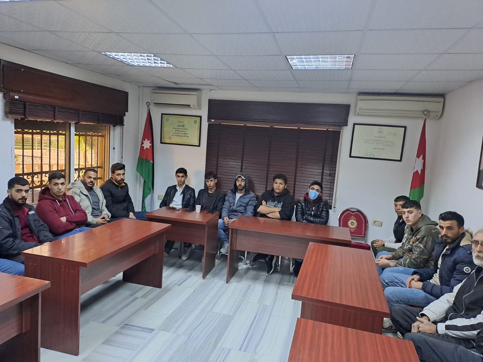 Madar Al-Saa Images 0.39898295492341984