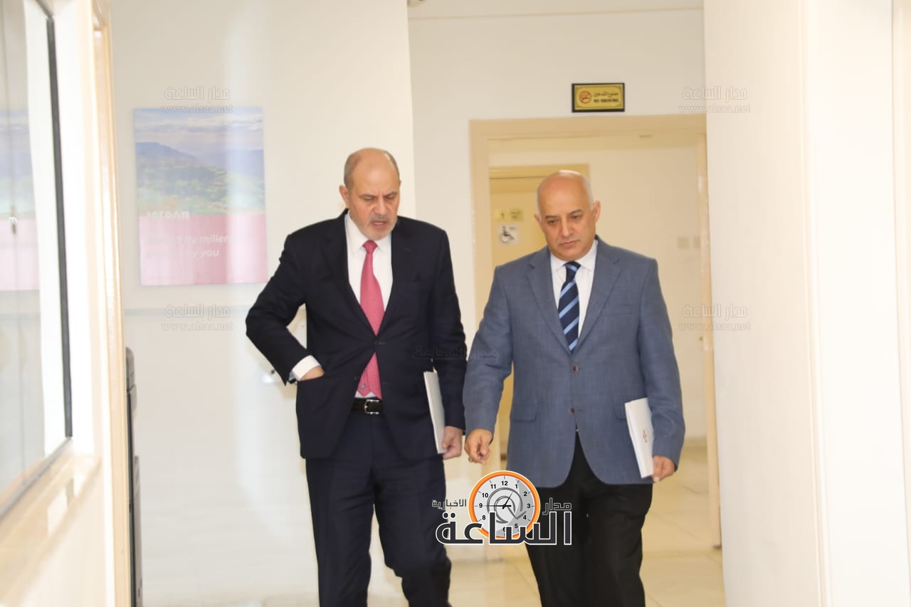 Madar Al-Saa Images 0.4328643635418741