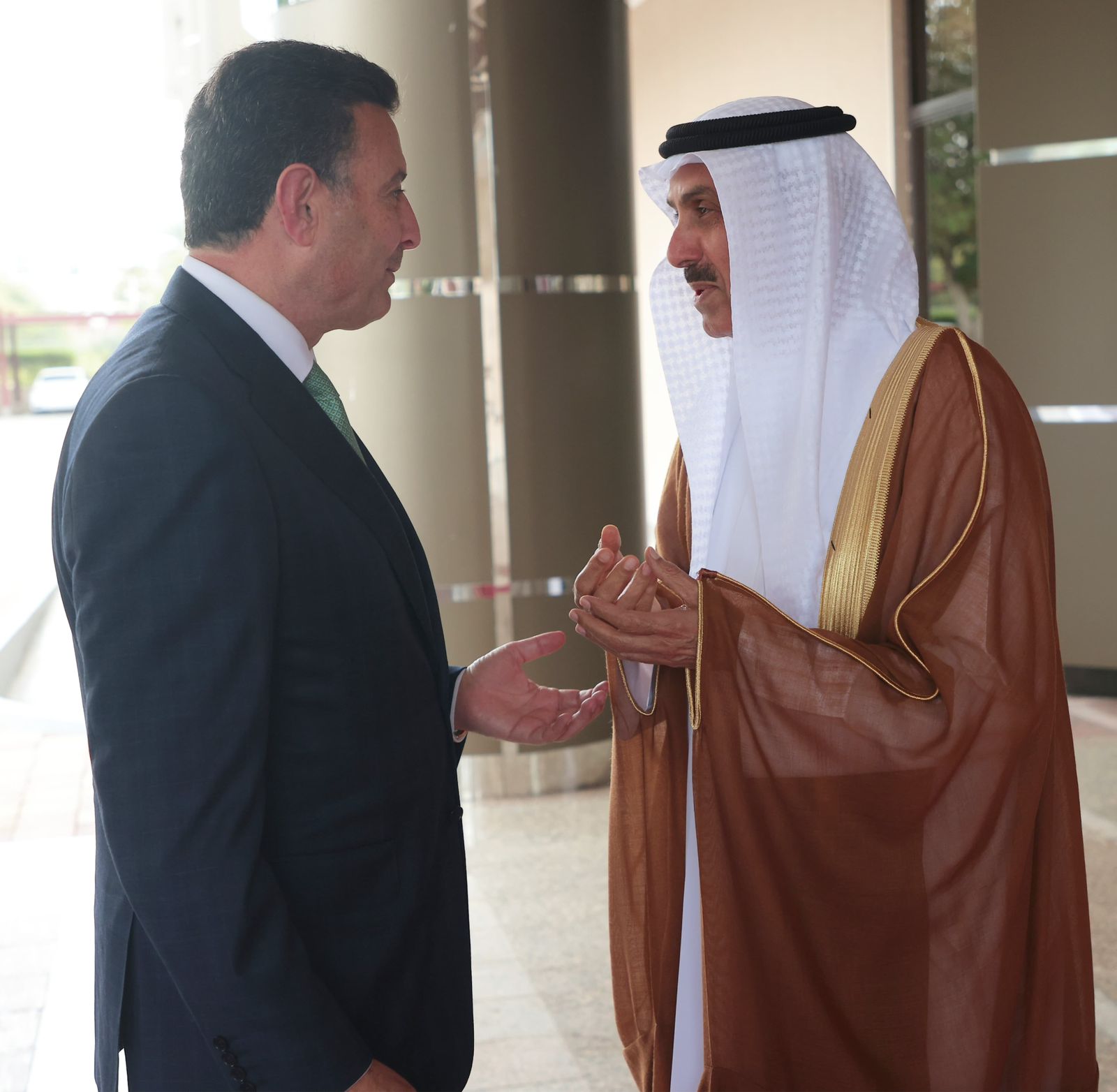 Madar Al-Saa Images 0.06451823516403343