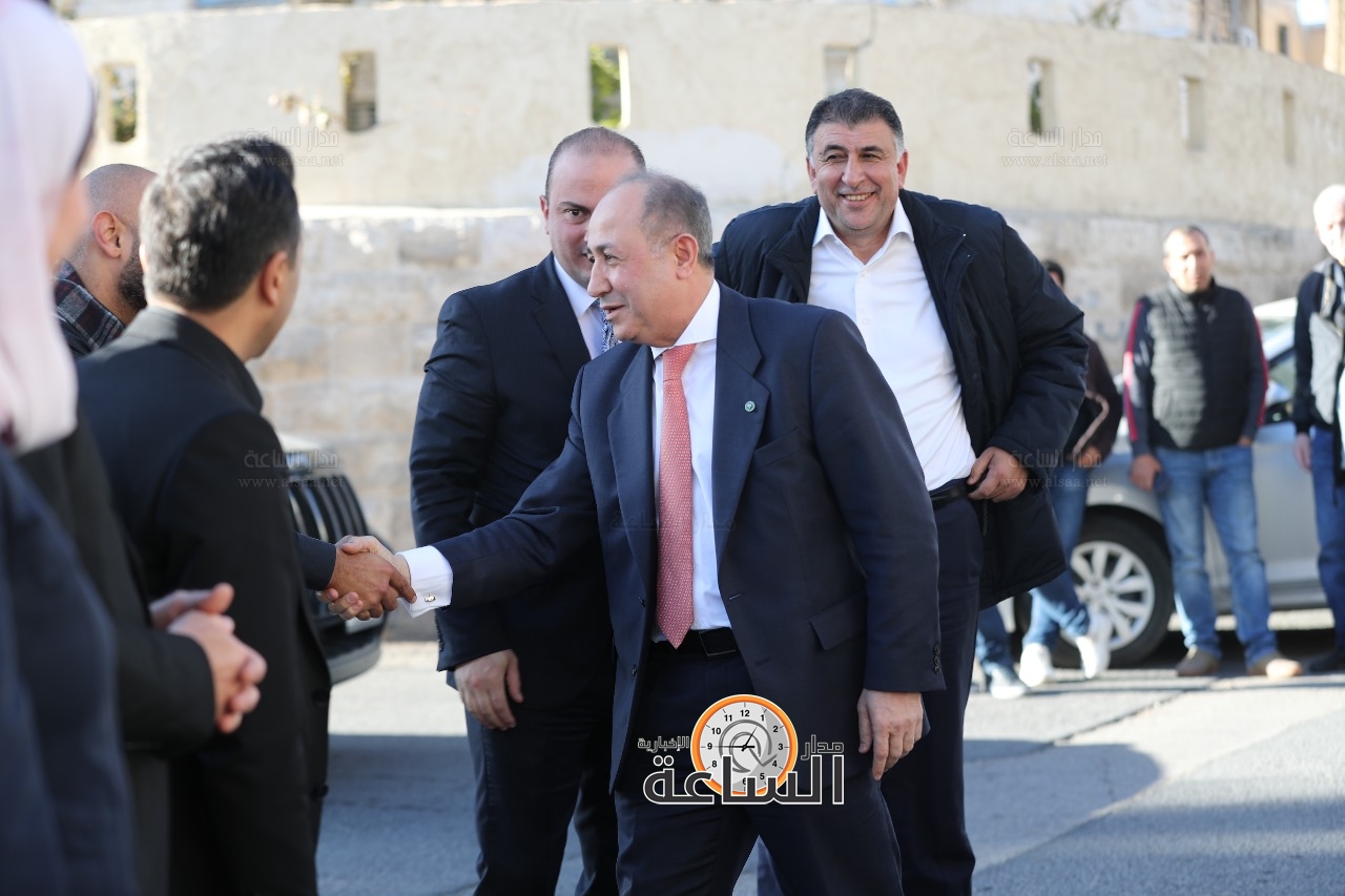 Madar Al-Saa Images 0.3005013528108895